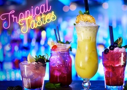 Cocktails at Lola Lo Bar