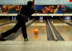 Tenpin Bowler going for strike