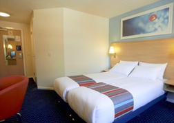 Travelodge Cheltenham Twin Room