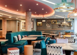 Hotel Hampton Hilton Bath Relaxation Area | DesignaVenture